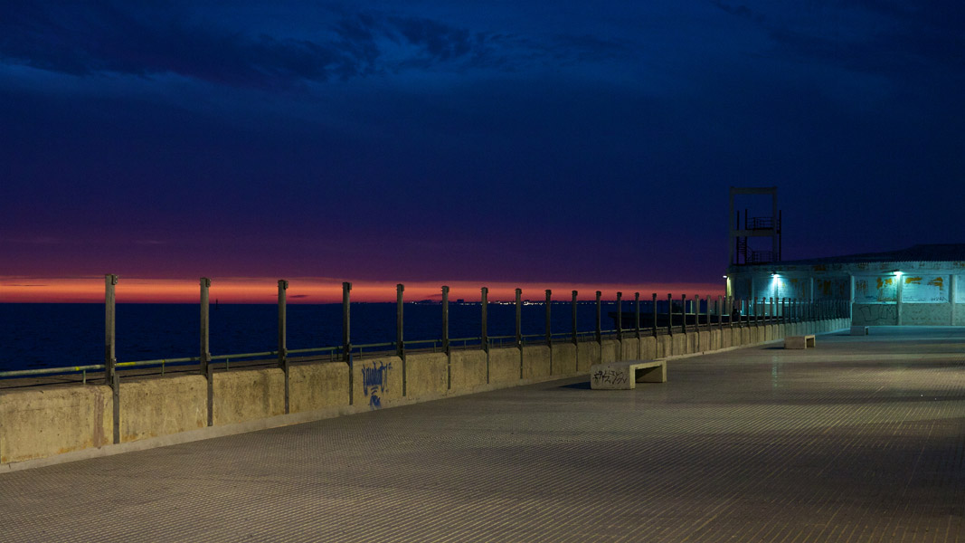 Cádiz: Hafenmole abends Cádiz: Hafenmole abends